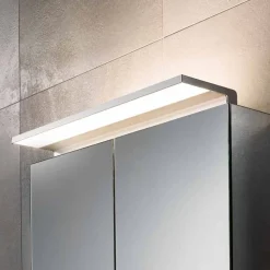 Specchio Contenitore da Parete a 2 Ante con Luce LED e Prese di Corrente - Bramo