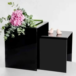 Tavolini di design in plexiglass colorato prodotti in Italia, Spinoso