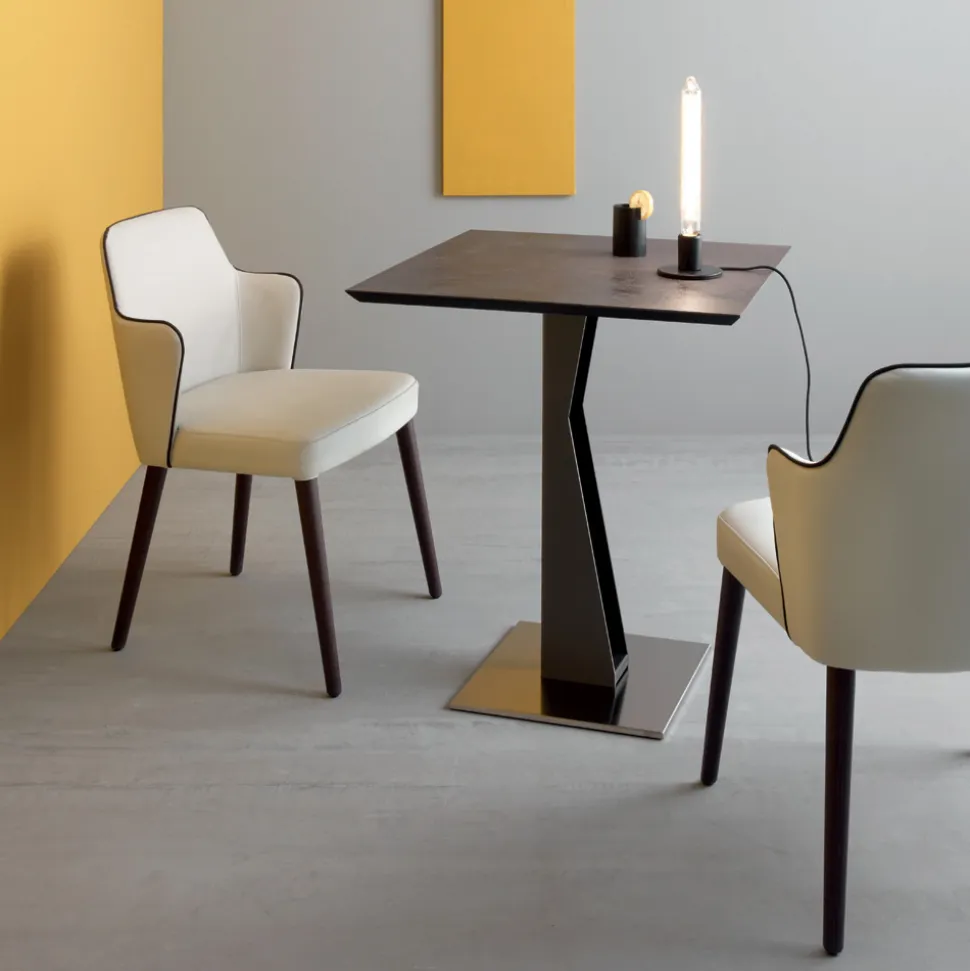 Tavolino Alto Quadrato in Metallo Inclinato e Piano Ceramica Opaca - Coriko