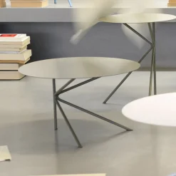 Tavolino da Caffè in Metallo Tondo, Design in Vari Colori e 2 Misure - Olesya