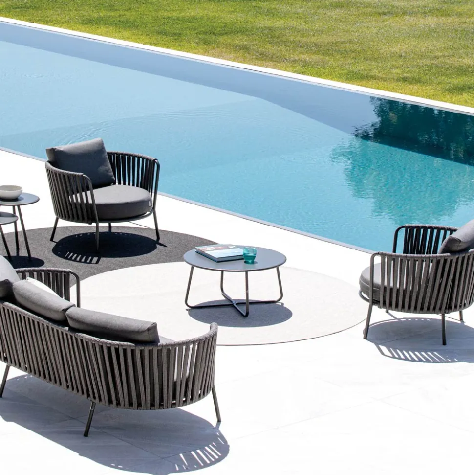 Tavolino da Giardino in Acciaio Zincato Realizzato in Italia – Brienne