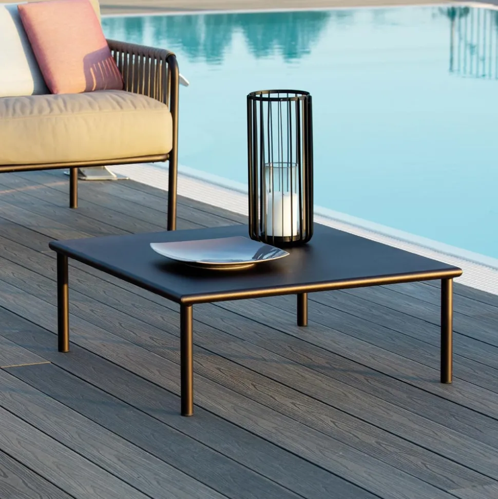 Tavolino da Giardino in Acciaio Zincato Realizzato in Italia – Arwen