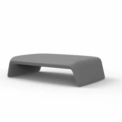 Tavolino da giardino in polietilene Blow by Vondom, design moderno