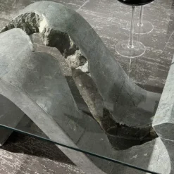 Tavolino da Salotto in Vetro Temperato con Base in Pietra Fossile - Jordan