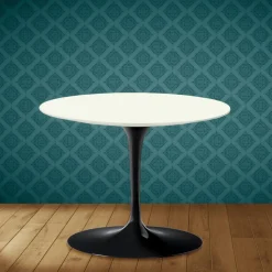 Tavolino Tulip Eero Saarinen H 41 in Ceramica Moonè Made in Italy - Scarlet