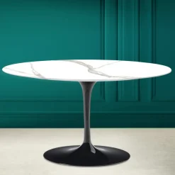 Tavolino Tulip Saarinen H 41 Ovale in Ceramica Calacatta Michelangelo - Scarlet