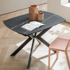 Tavolo Allungabile a Botte in HPL Stratificato di Diverse Finiture - Incontro