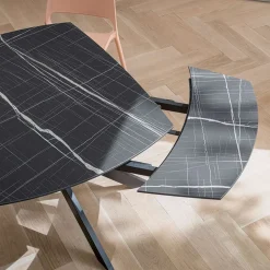 Tavolo Allungabile a Botte in HPL Stratificato di Diverse Finiture - Incontro