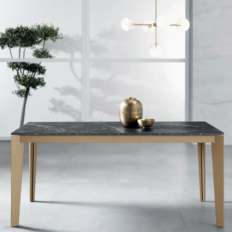 Tavolo Allungabile con Piano in Laminato Effetto Marmo Dark - Anice