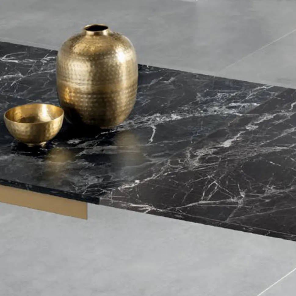Tavolo Allungabile con Piano in Laminato Effetto Marmo Dark - Anice