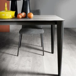 Tavolo Allungabile in Vetroceramica e Base in Metallo di Diverse Finiture - Ariel