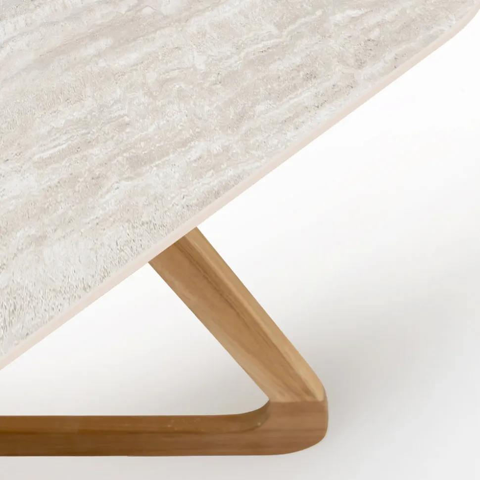Tavolo con Base in Legno e Piano in Ceramica Travertino Chiaro - Infinity
