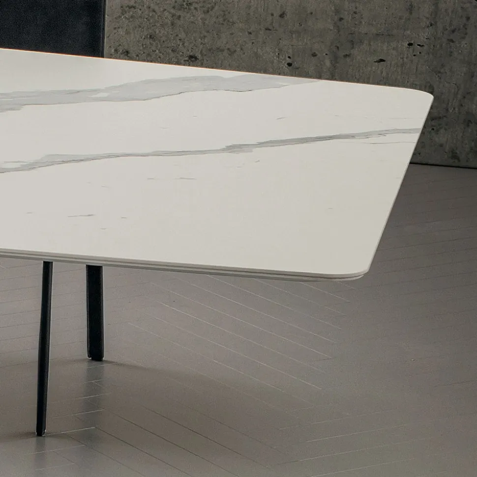 Tavolo da Cucina in Laminam con Struttura in Metallo Made in Italy - Carlino