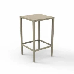 Tavolo da giardino Spritz by Vondom in polipropilene e fibra di vetro