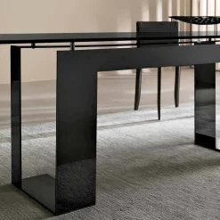 Tavolo da Pranzo con Piano in Vetro Fumè e Base Metallo 4 Dimensioni - Speck