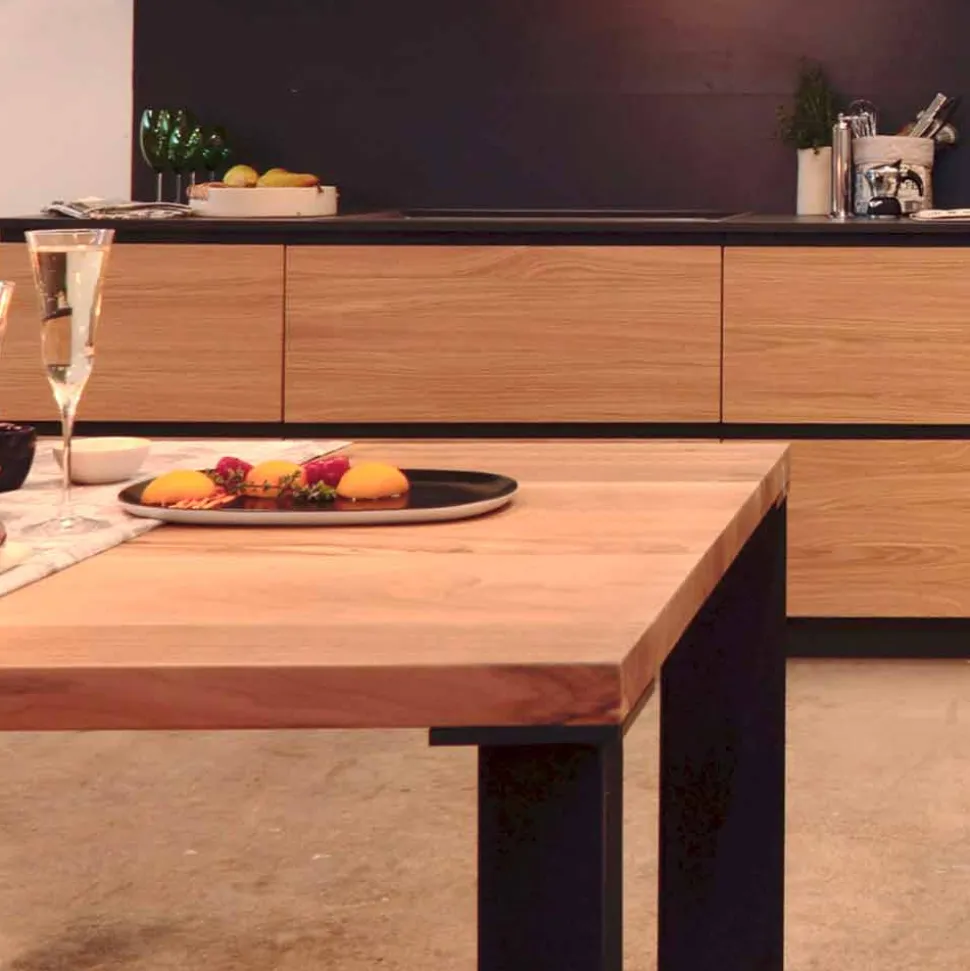 Tavolo da pranzo design in noce naturale design, L200xP100cm, Yvonne