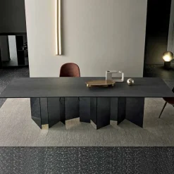 Tavolo da Pranzo di Design in Ceramica e Base Vetro Fumè Made in Italy – Random