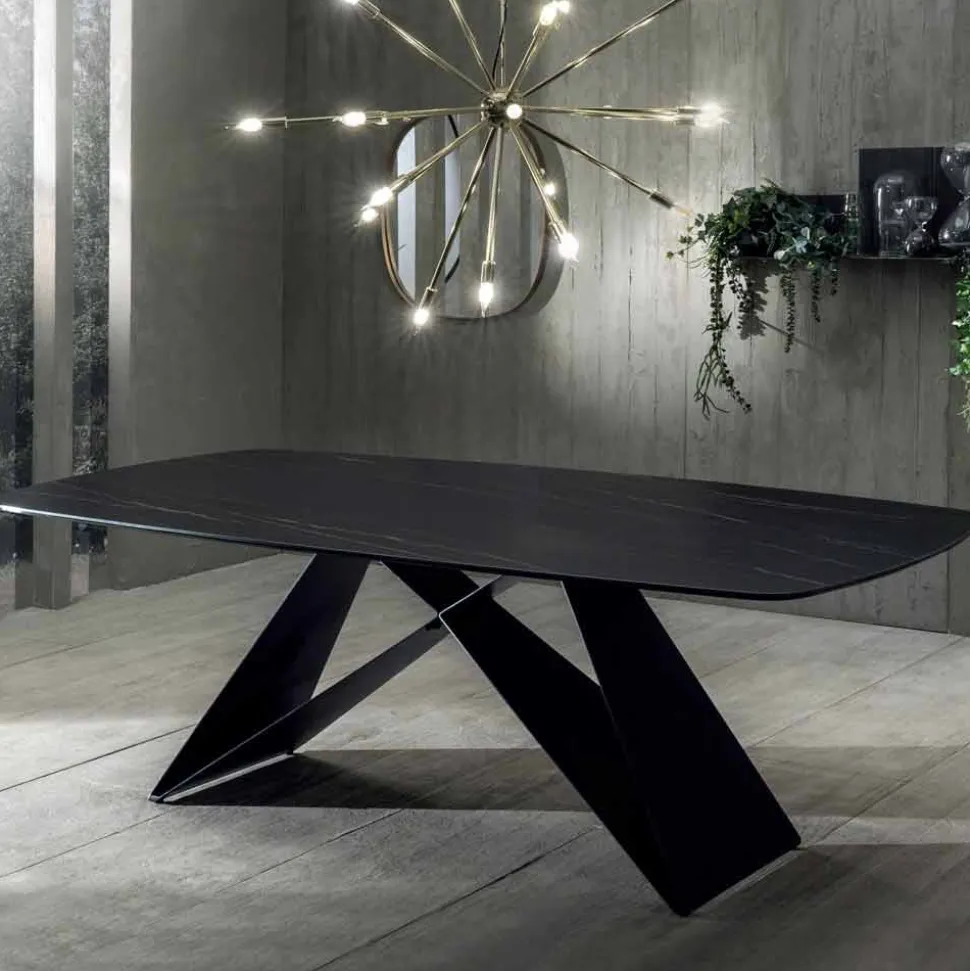 Tavolo da Pranzo di Design in Ceramica Effetto Portoro e Metallo Opaco - Falcon
