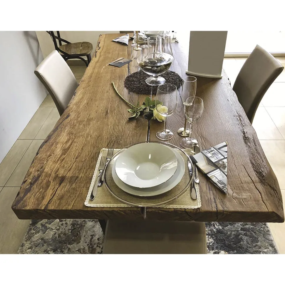 Tavolo da Pranzo in Quercia Secolare e Base in Metallo Made in Italy - Dite