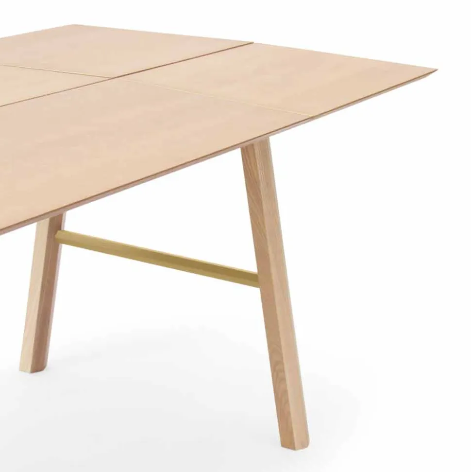 Tavolo da Pranzo Moderno in Legno di Frassino con Dettagli Neri o Oro - Andria