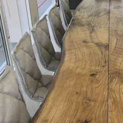 Tavolo da Soggiorno in Quercia Secolare e 12 Sedie Incluse Made in Italy - Dite