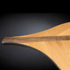 Tavolo di design impiallacciato rovere e legno di noce Fenice