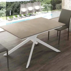 Tavolo in legno allungabile fino a 190 cm con base incrociata Lecce
