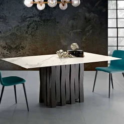 Tavolo in vetroceramica di moderno design fatto in Italia, Egisto
