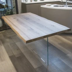 Tavolo Placcato Rovere Massello e Base in Cristallo Made in Italy - Noelia