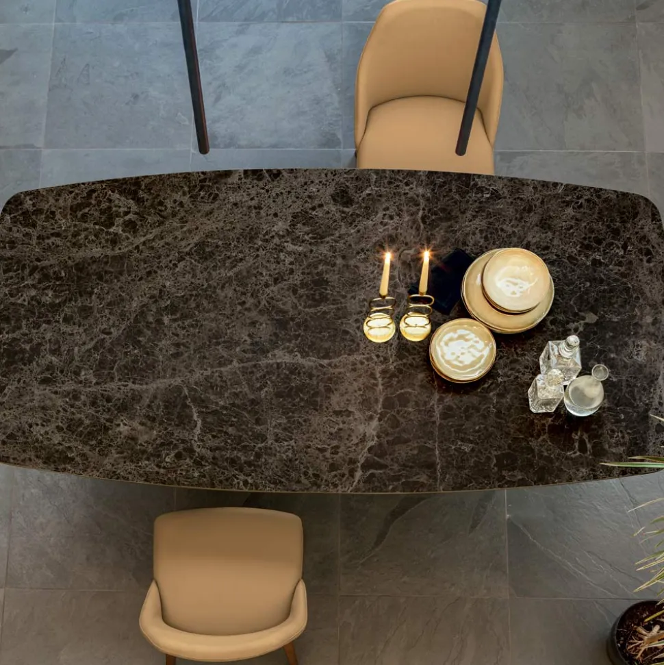 Tavolo Sala da Pranzo Piano in Ceramica Opaca e Gambe in Metallo - Monacco