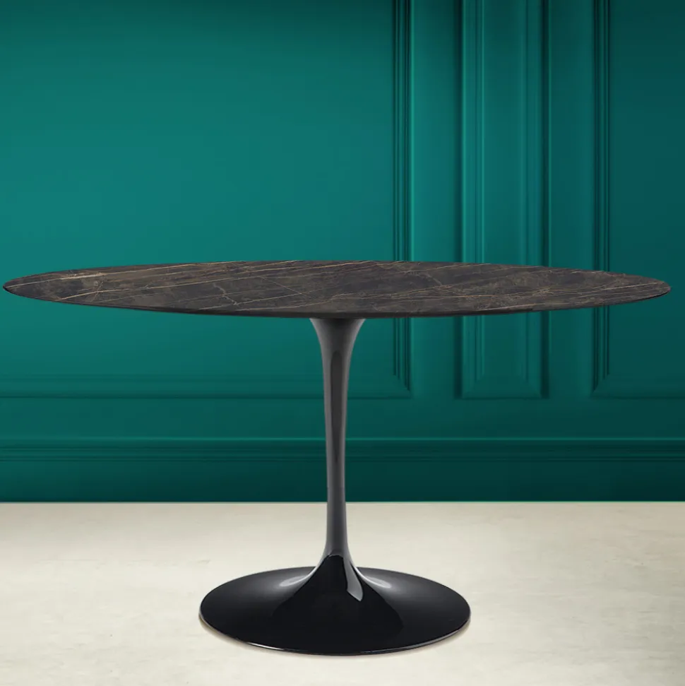 Tavolo Tulip Eero Saarinen H 74 Ovale in Ceramica Noir Desire Made in Italy - Scarlet