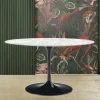 Tavolo Tulip Saarinen H 74 con Piano Ovale in Marmo di Carrara Made in Italy - Scarlet