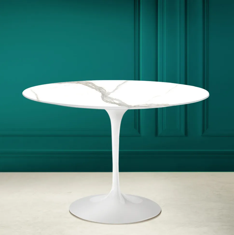 Tavolo Tulip Saarinen H 73 Rotondo in Ceramica Calacatta Michelangelo - Scarlet
