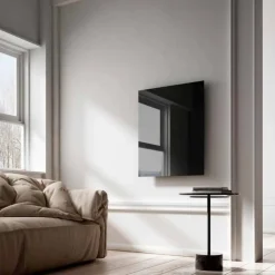 Termoarredo elettrico di design a raggi infrarossi in vetro nero Clear
