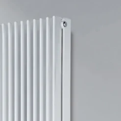 Termoarredo Idraulico con Elementi Piatti in Acciaio Bianco Traffico - Prugna