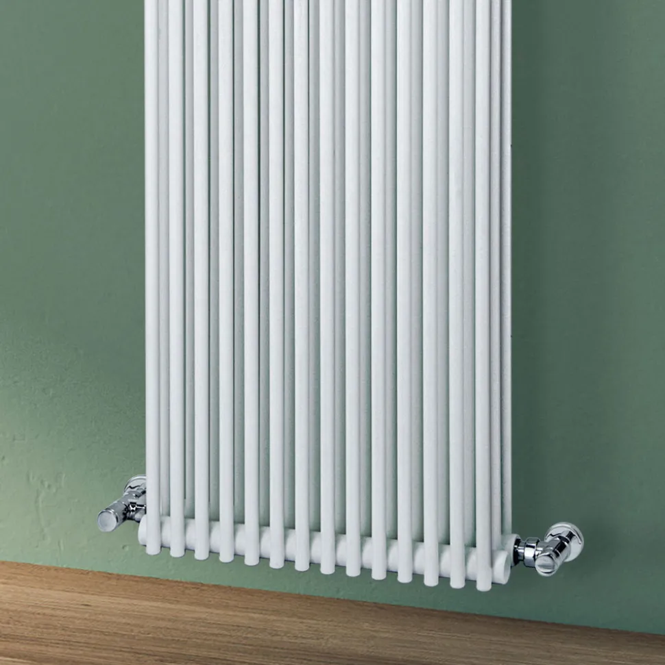 Termoarredo Idraulico con Tripla Serie di Elementi Verticali Made in Italy - Cenci