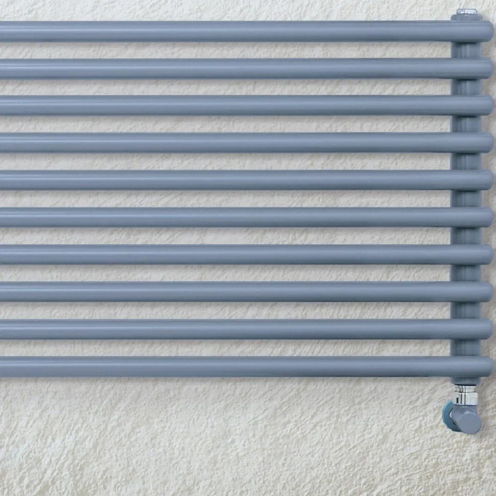Termoarredo Idraulico con Una Serie di Elementi Orizzontali Made in Italy - Cappello