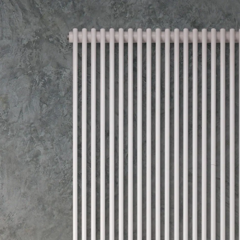 Termoarredo Idraulico con Una Serie di Elementi Verticali Made in Italy - carbonio