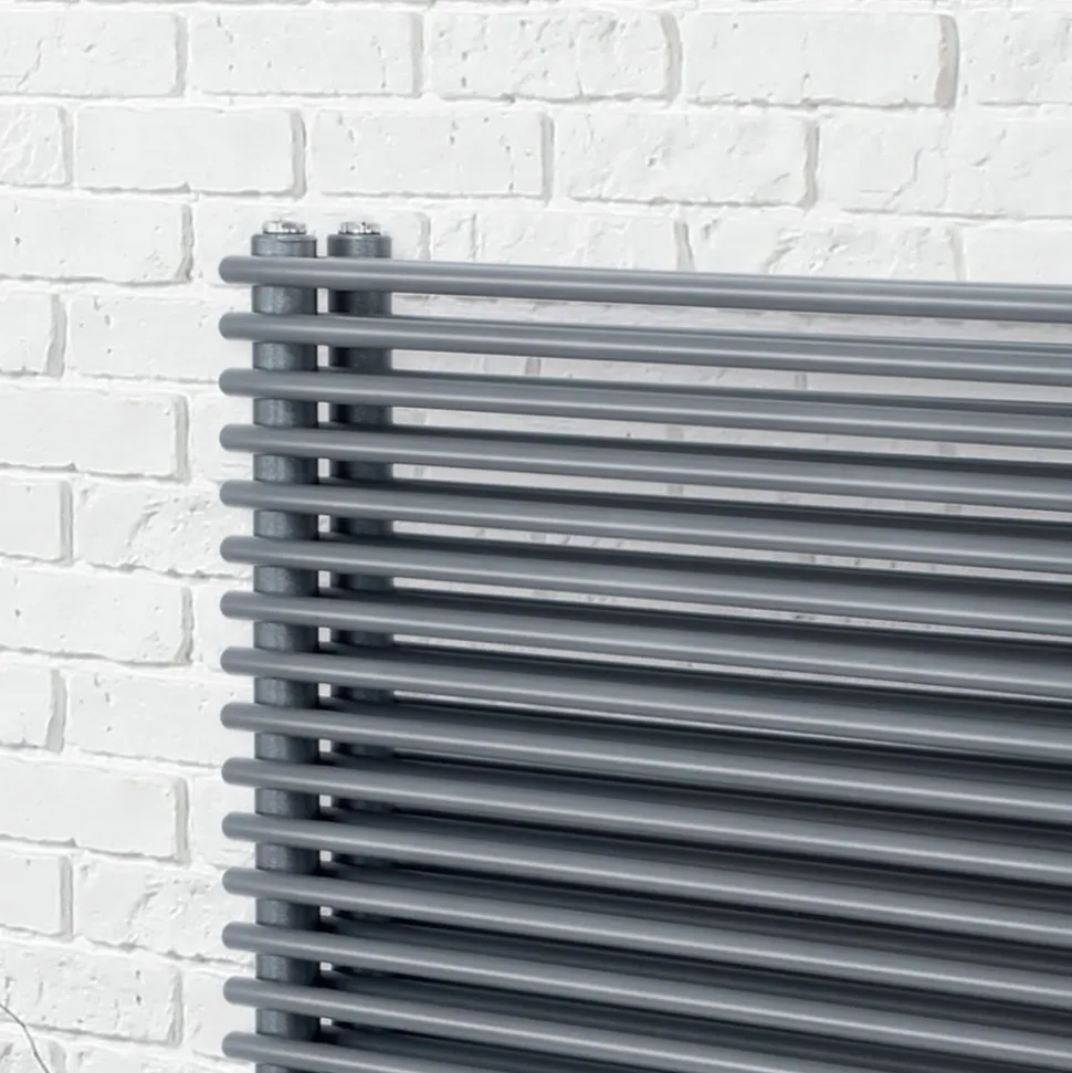 Termoarredo Idraulico in Acciaio con Tripla Sezione di Elementi Made in Italy - Ciambella