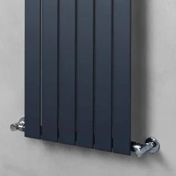 Termoarredo in Acciaio al Carbonio Colorato Design a Parete 881 W - Picchio