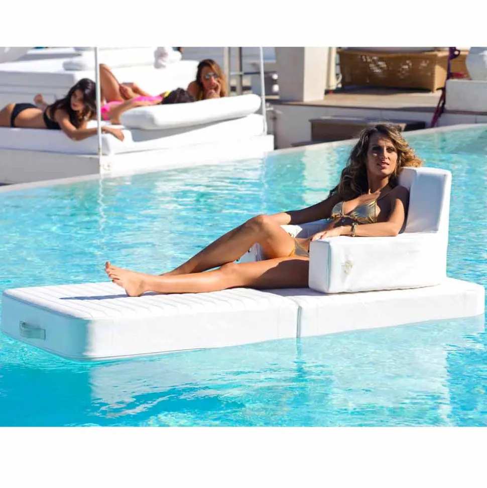 Trona poltrona galleggiante di design bianca made in Italy