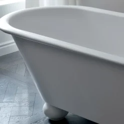 Vasca da Bagno in Solid Surface Bianco Opaco con Piedini - Gradi
