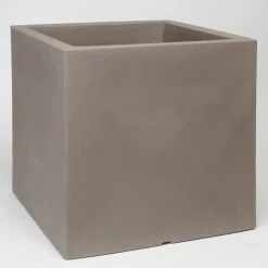 Vaso o Divisorio Colorato per Esterni 3 Dimensioni Made in Italy - Plants