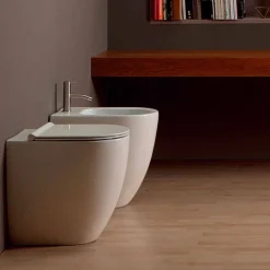 Vaso WC in ceramica bianca design moderno Shine Square H50 Rimless