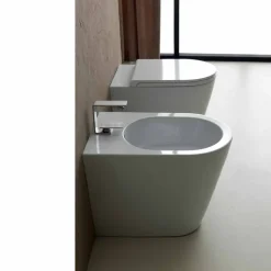 Vaso WC in ceramica bianco moderno Sun Round 57x37 cm made in Italy