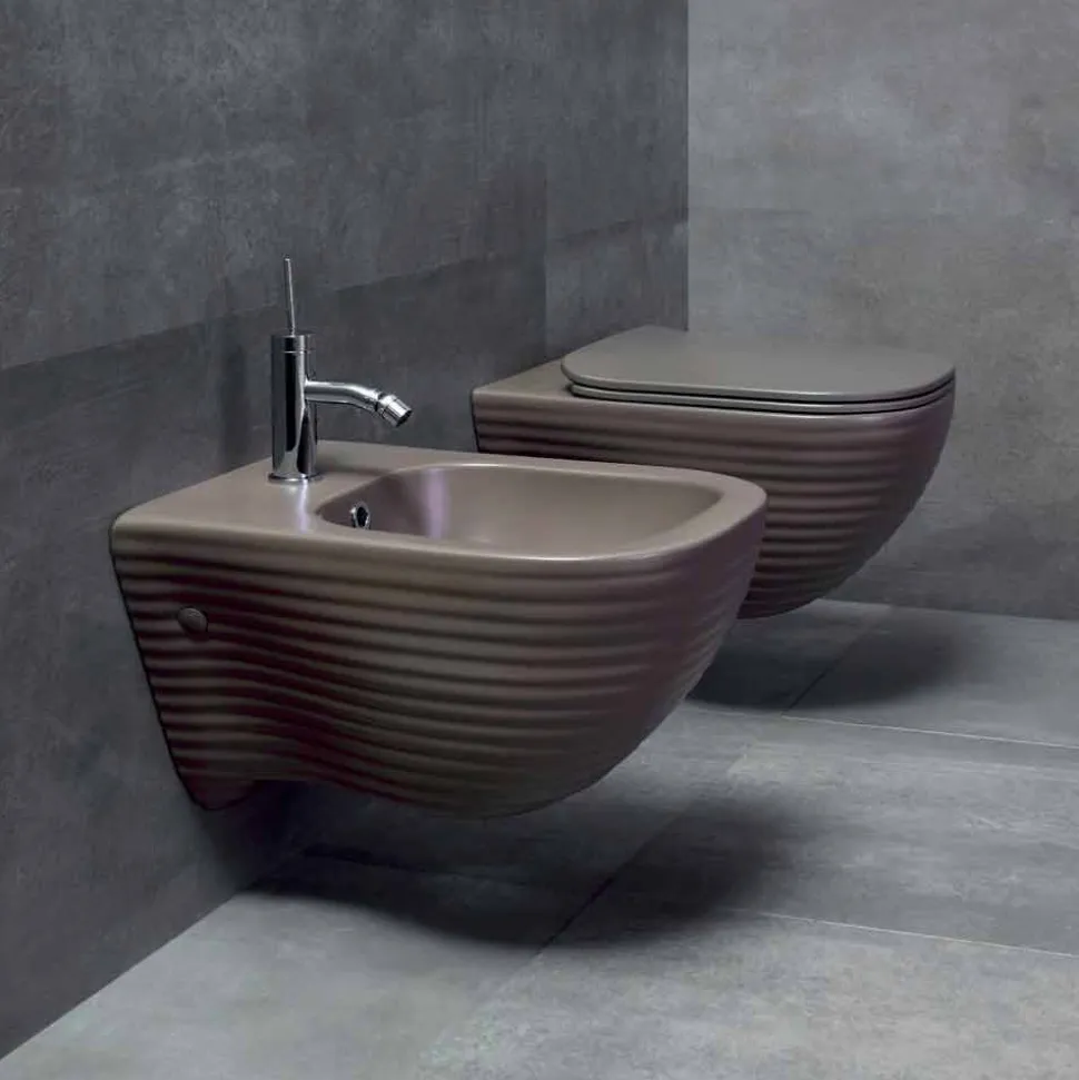 Vaso WC Moderno Sospeso in Ceramica Bianca o Colorata Trabia