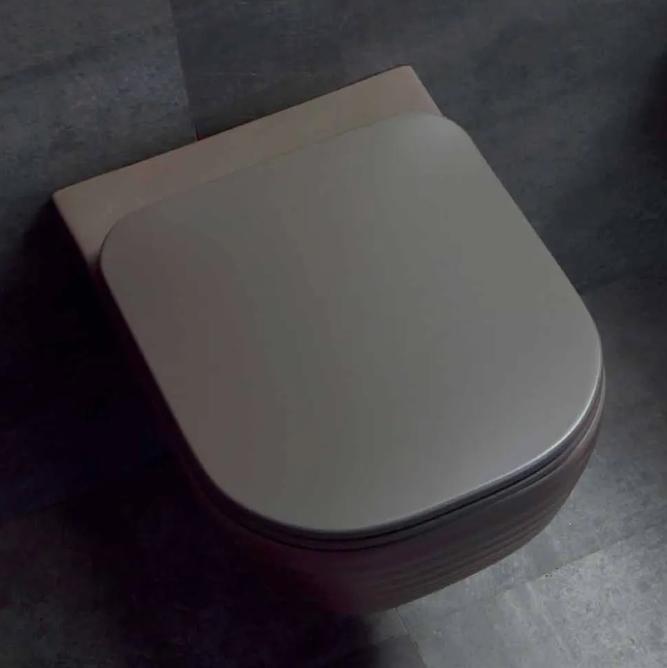 Vaso WC Moderno Sospeso in Ceramica Bianca o Colorata Trabia