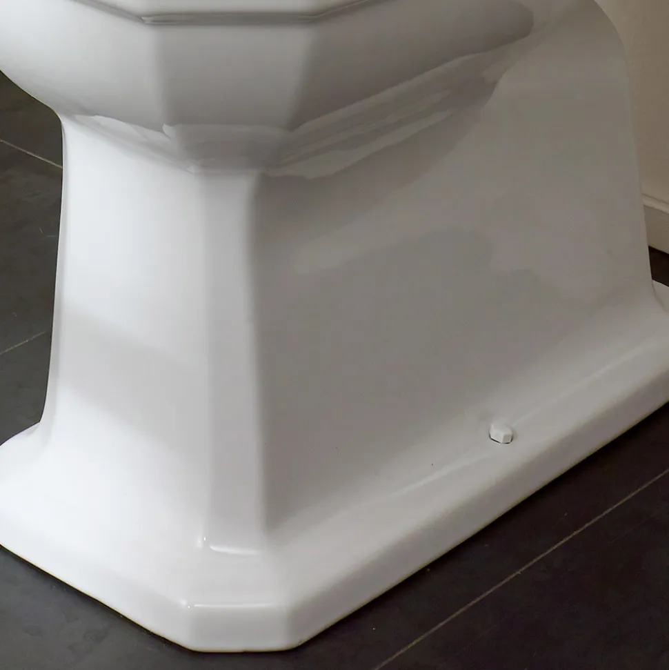 Vaso WC Monoblocco in Ceramica Bianca Vintage, Made in Italy - Nausica