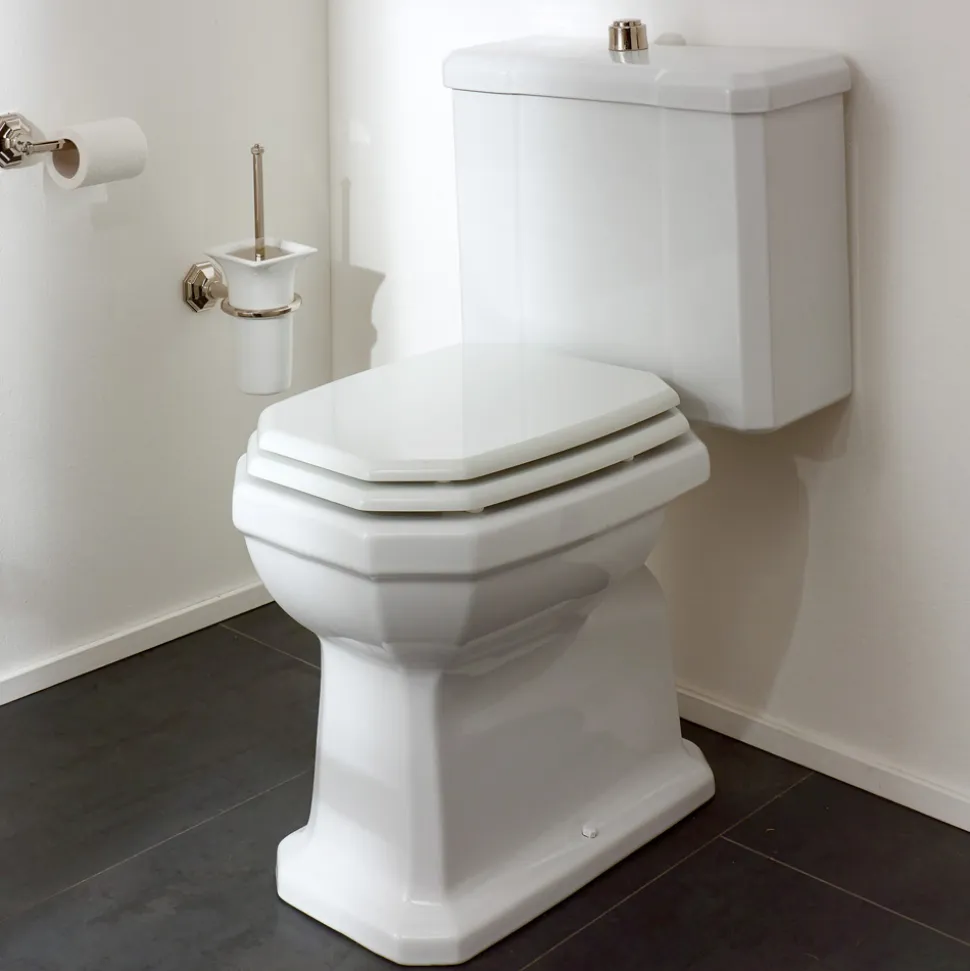 Vaso WC Monoblocco in Ceramica Bianca Vintage, Made in Italy - Nausica