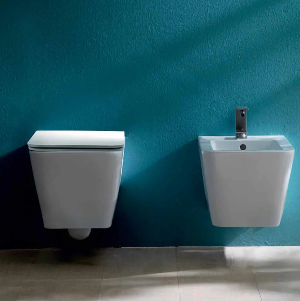 Vaso WC sospeso in ceramica, design moderno, Sun Square made in Italy